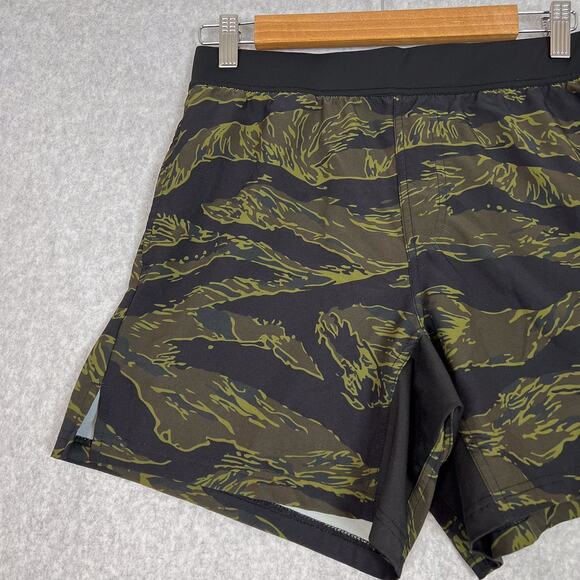 Tachuntfish THF Mens S Tiger Black Athletic Shorts (Read) - Picture 2 of 5